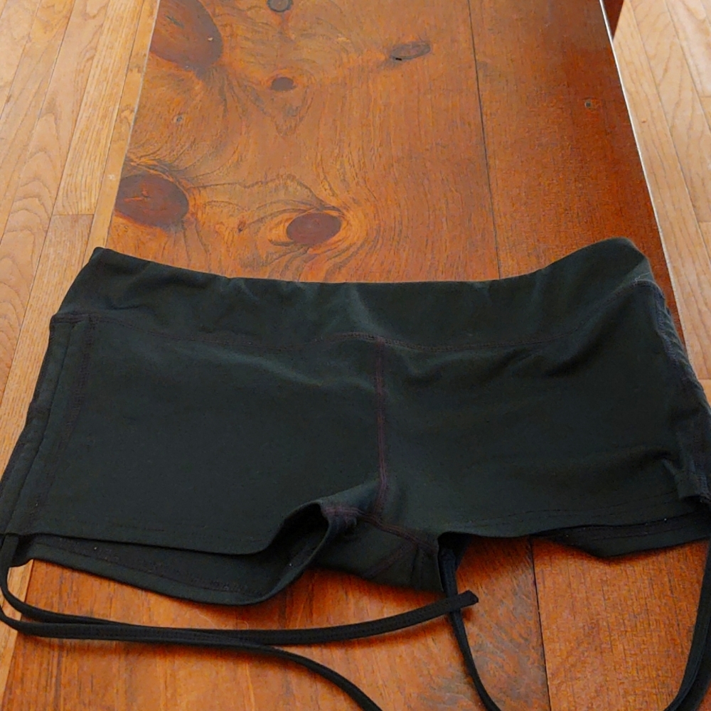Yoga shorts